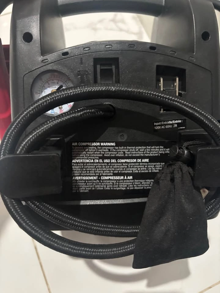 Schumacher Jump Starter With Built in Compressor - photo 3