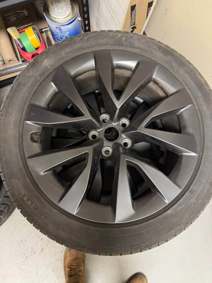Pirelli Winter Tires on Rims | 275/45/R20 - photo 4