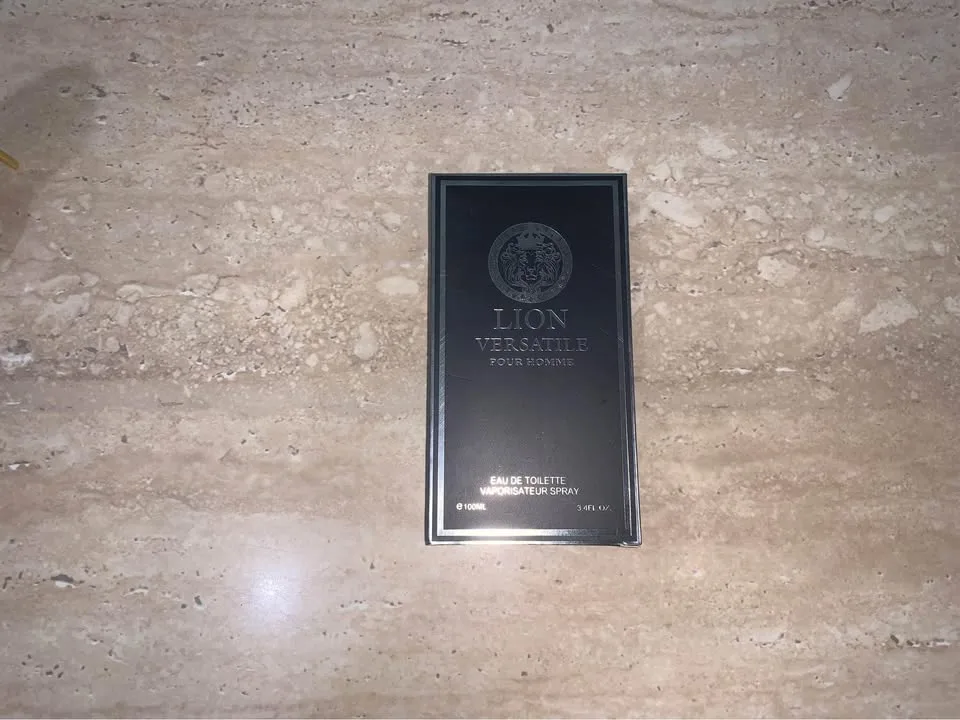 Valentino Donna Born In Roma Coral Fantasy image indicator(4)