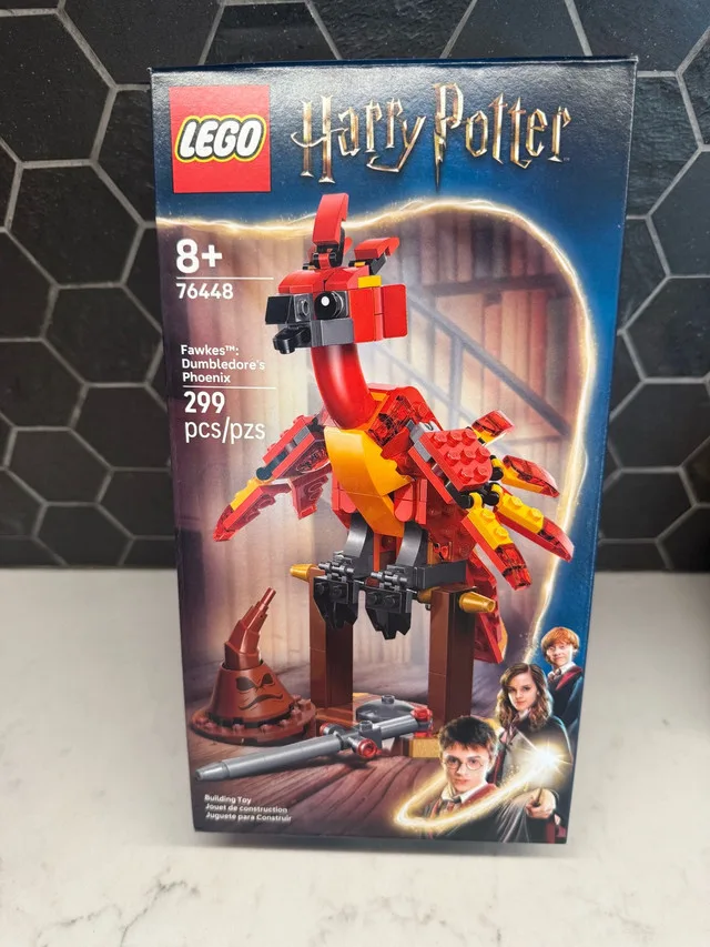 LEGO Harry Potter Fawkes thumbnail
