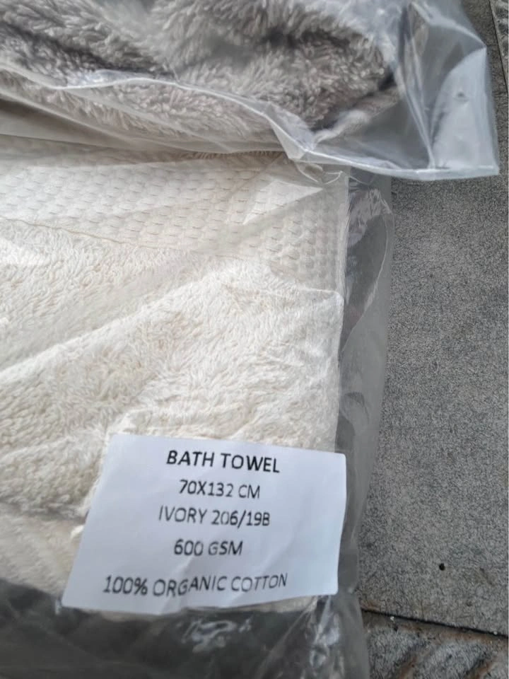 100% Organic Cotton Bath Towels 600 GSM - photo 2