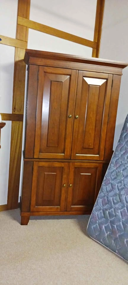 Armoire