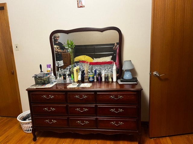 Dresser with Mirror - photo 2