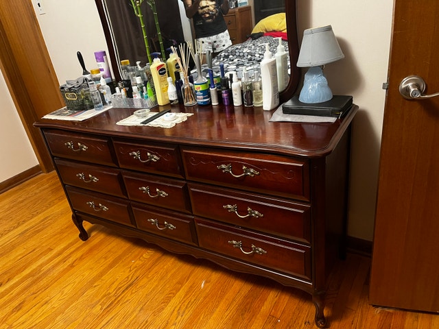 Dresser with Mirror - photo 3