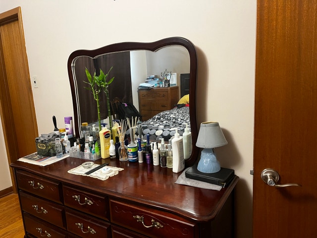 Dresser with Mirror - photo 5