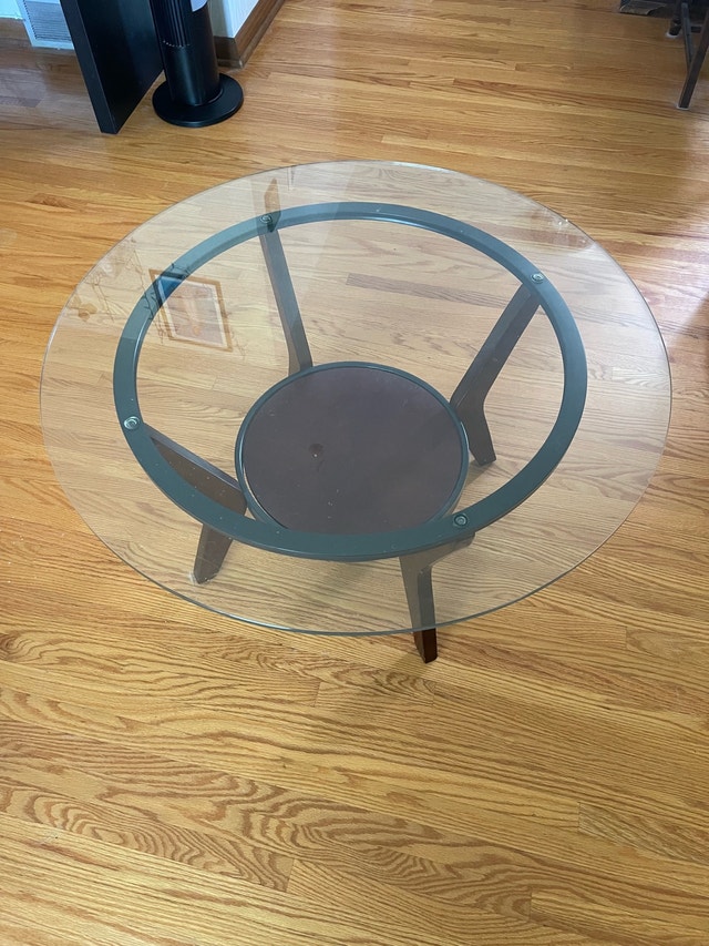 Glass Top Coffee Table and End Table Set - photo 2
