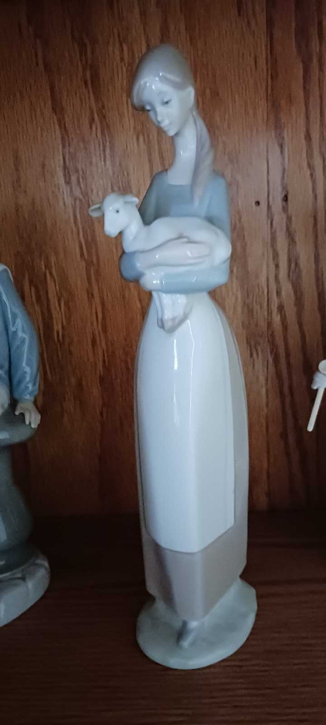 Lladro Porcelain Figurines Set - photo 2