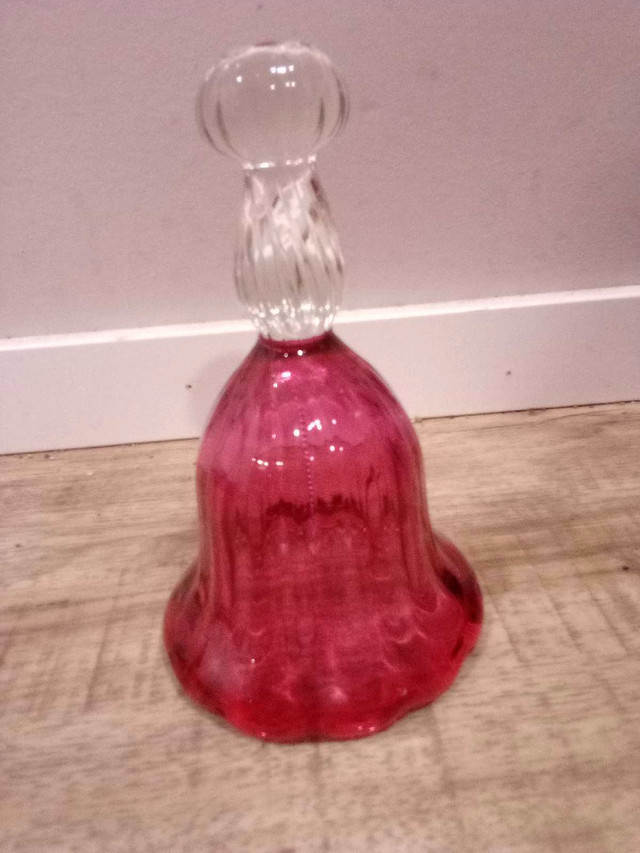Heritage Cranberry Glass Bell - photo 2