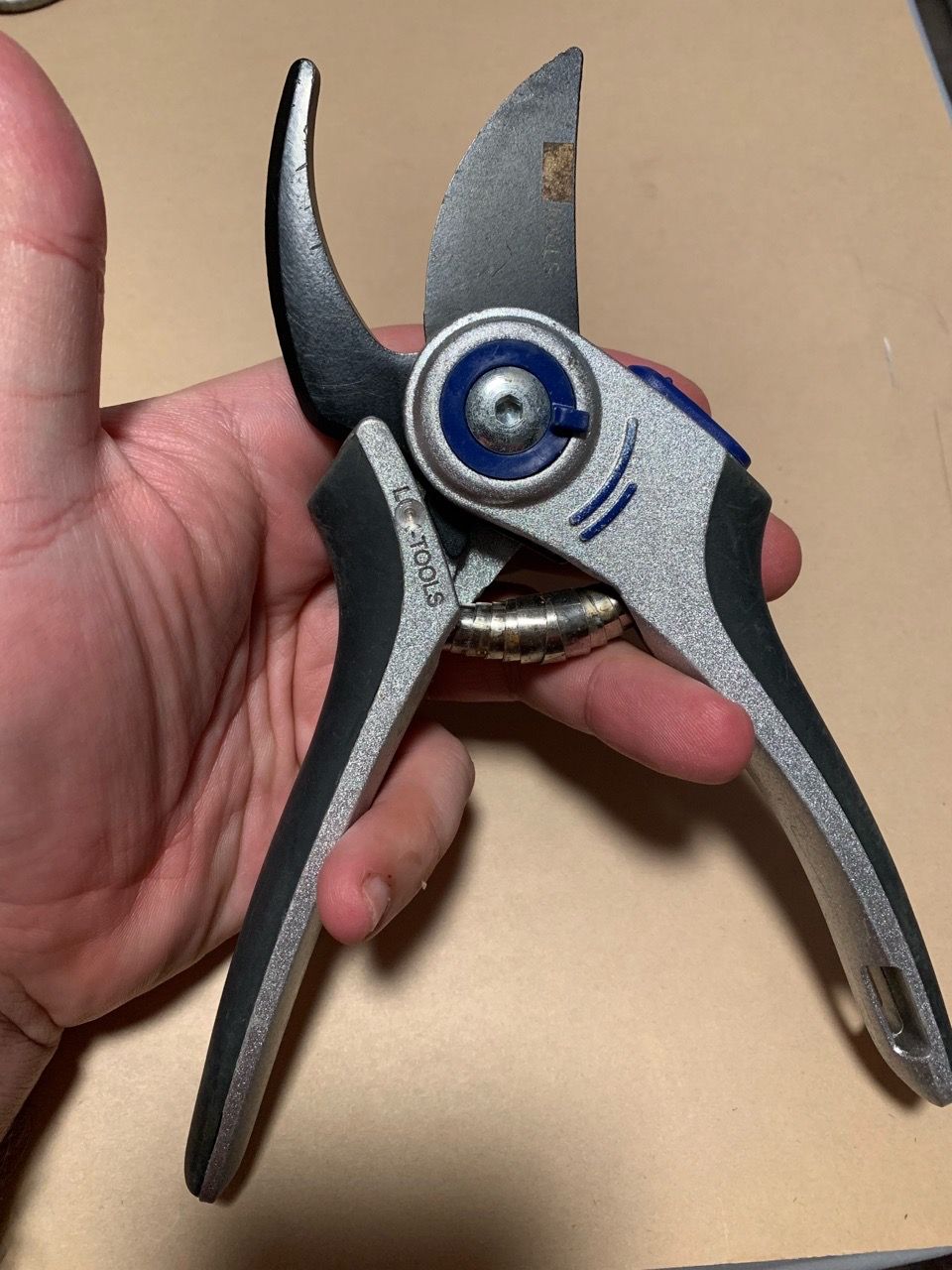 LUX-TOOLS Bypass Pruning Shears