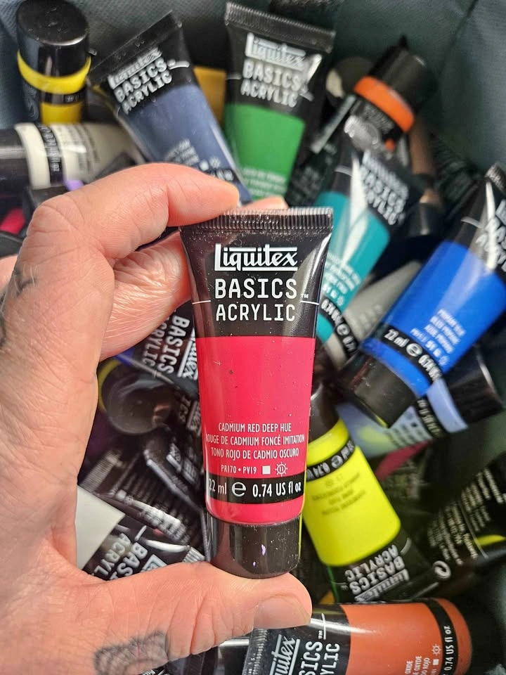 Liquitex acrylic paint set 72 colours