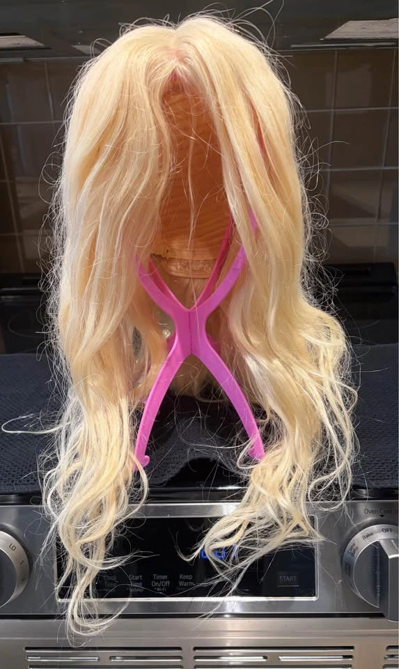 18” Blonde Human Hair Wig, Curly Brand New! - photo 2