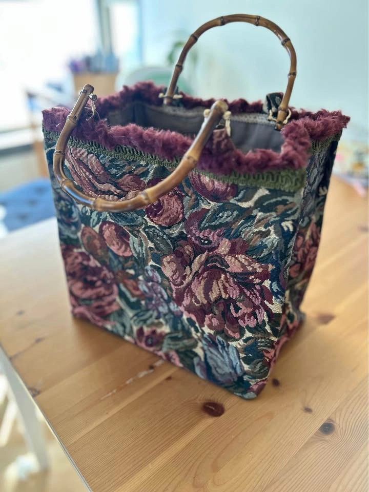 Vintage-Style Jute Handmade in Italy
