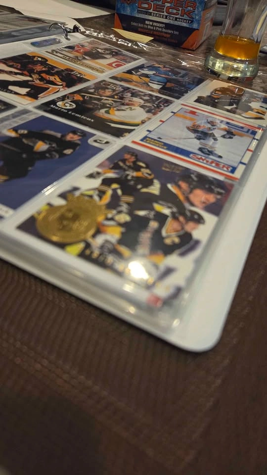118 Mario Lemieux Hockey Trading Cards, near mint - photo 3