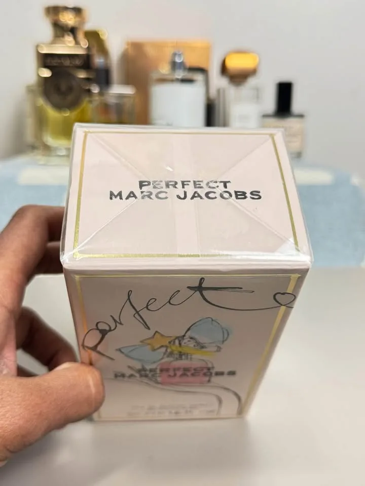 Marc Jacobs Perfect Perfumes - 50ml image indicator(7)