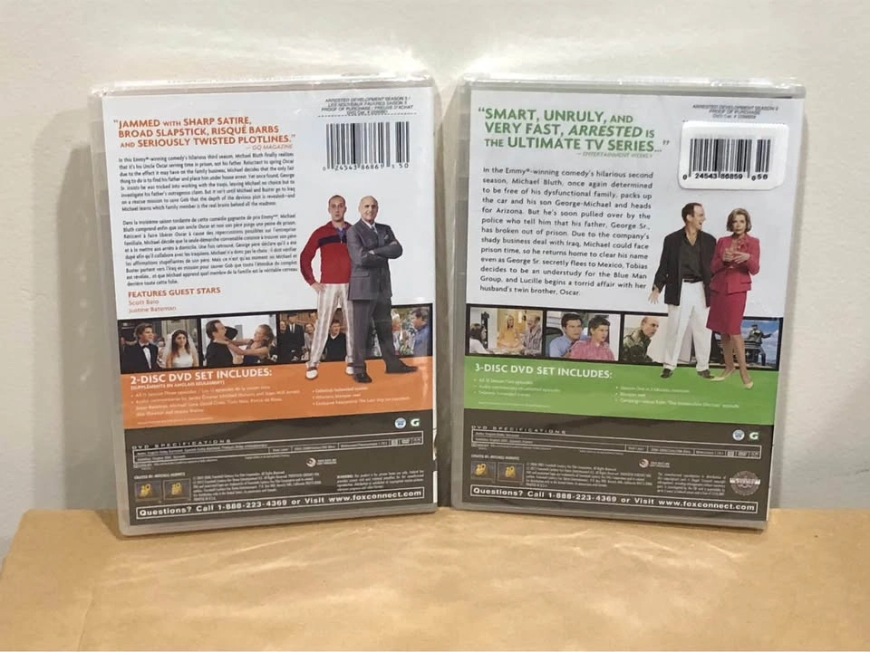 Arrested Development Seasons 2 & 3 DVD Sets - photo 2