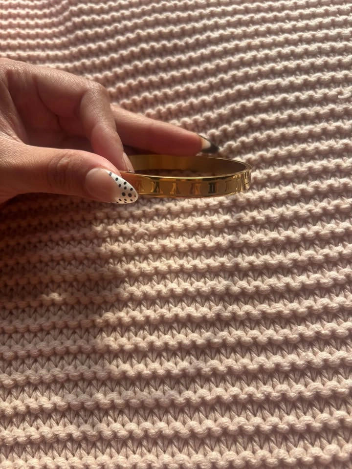 Neo Relique Roman Numeral Bangle Bracelet - Gold Plated - photo 3
