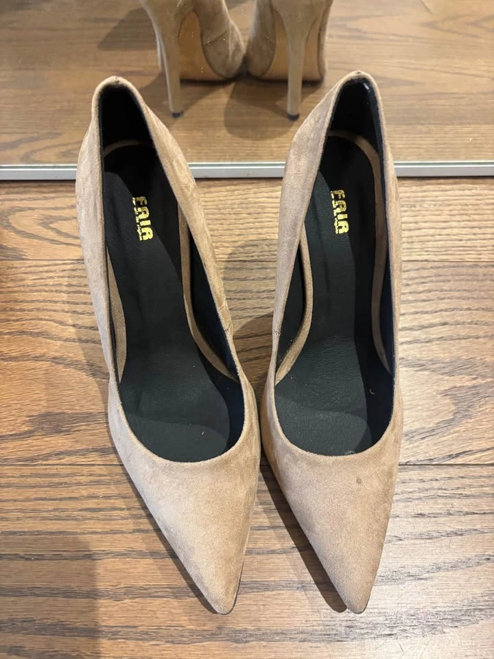 FAIR Tan Suede Pumps - photo 2