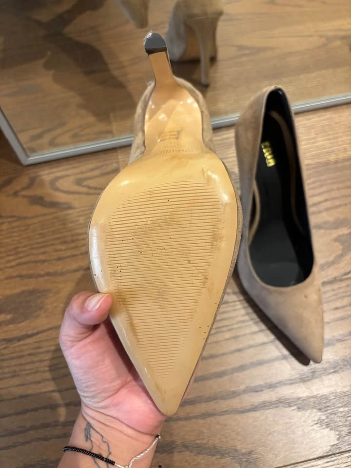FAIR Tan Suede Pumps - photo 3