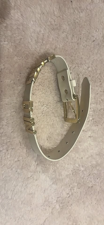 White Belt with Gold PUDDIN Letters Necklace - photo 2