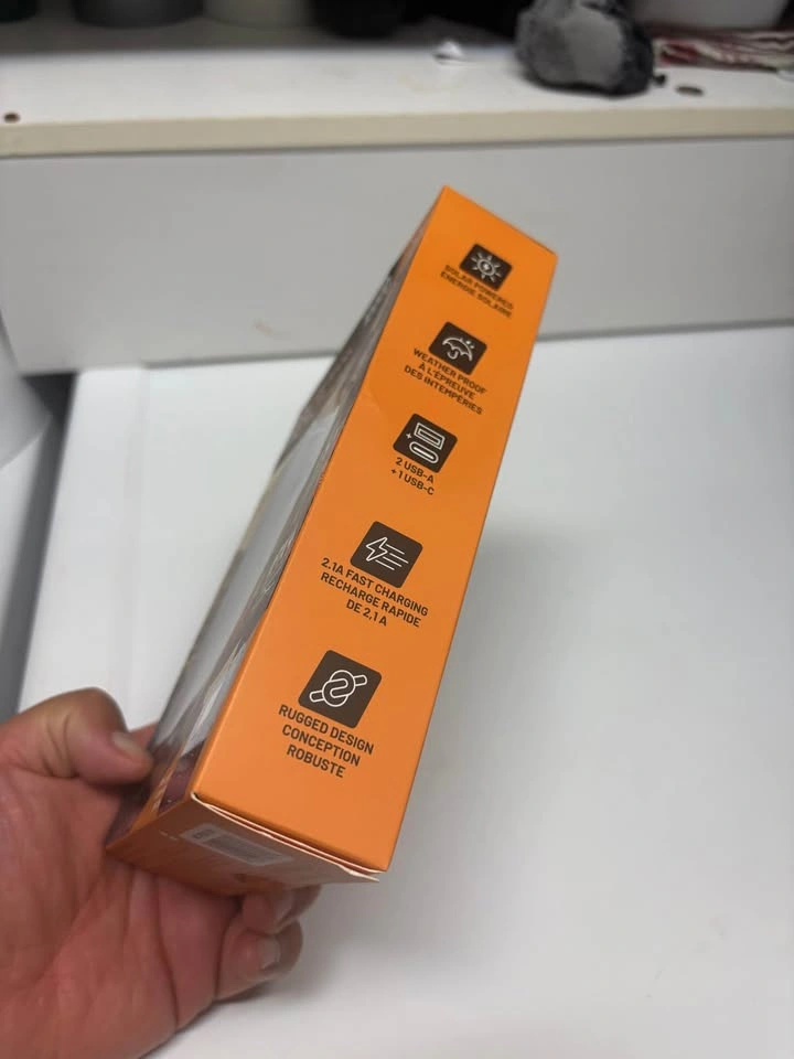 BNIB Merkury 10,000mAh Solar Power Bank – Unopened Unused - photo 3