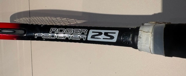 Wilson Roger Federer 25 Junior Tennis Racquet - photo 2