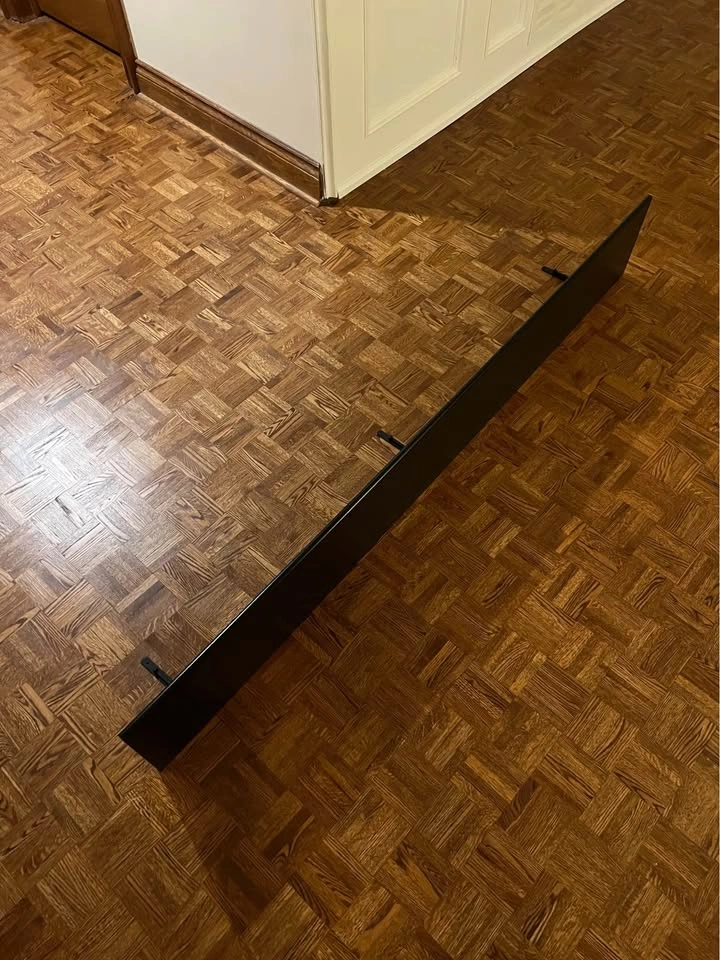 Black shelf with brackets - photo 2