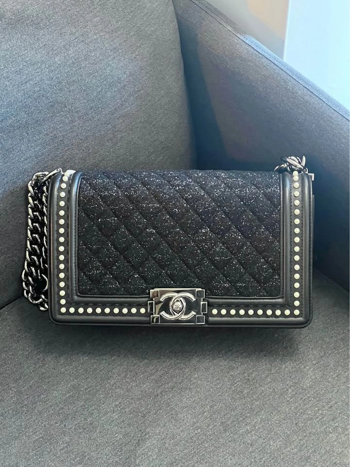 Authentic Chanel Leboy Bag with Pearl Trim - photo 2