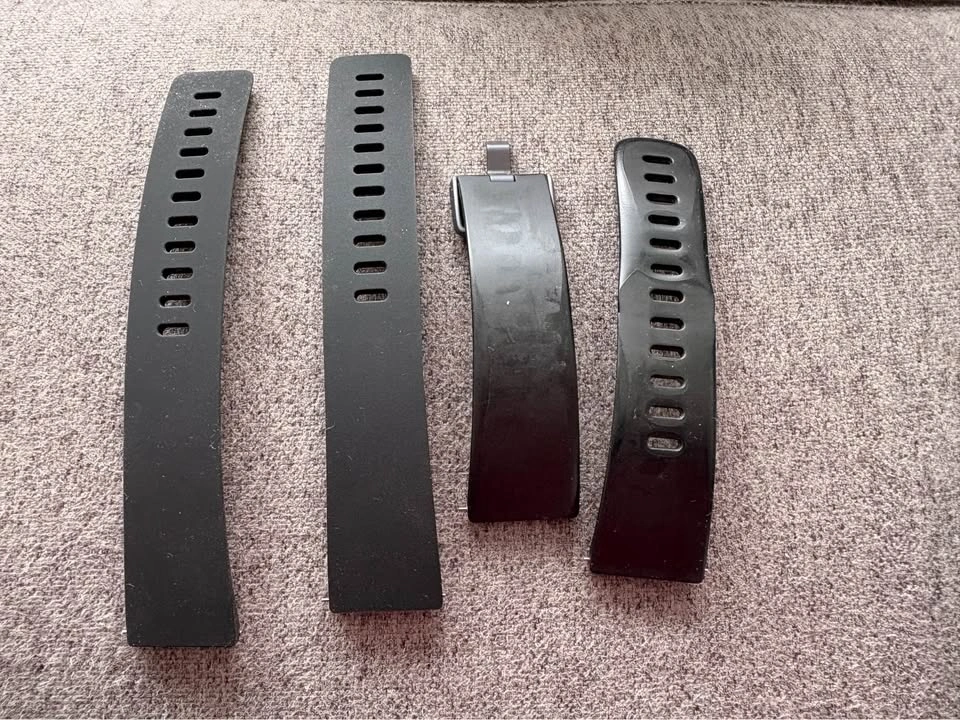 Fitbit Versa 2 - photo 2