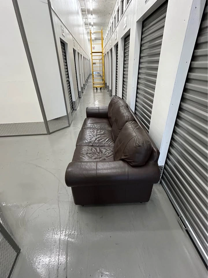 Comfortable Brown Leather 3-Seat Sofa - photo 4