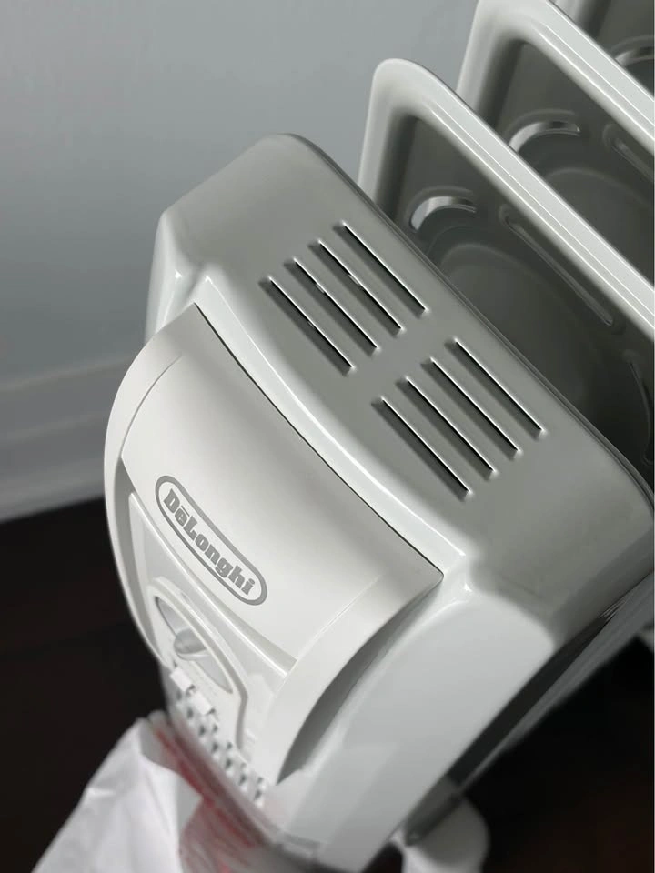 De'Longhi TRH0715CA Oil-Filled Radiator Heater - photo 3