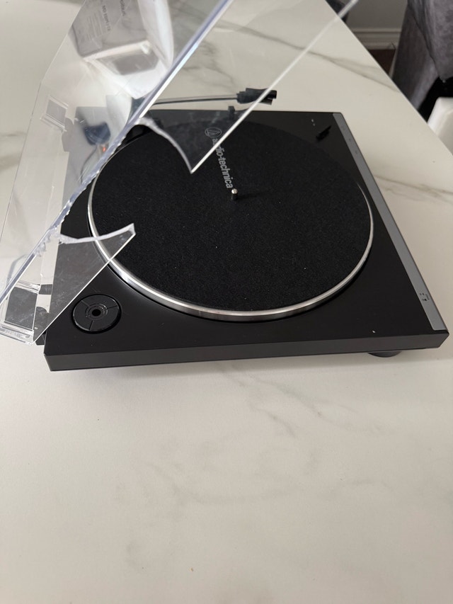 Audio-Technica AT-LP60X Turntable - photo 5