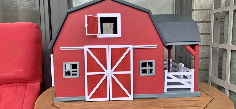 Toy animal barn. Terra by Battat