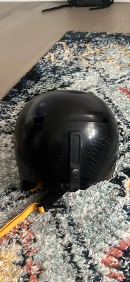 Helmet - photo 2