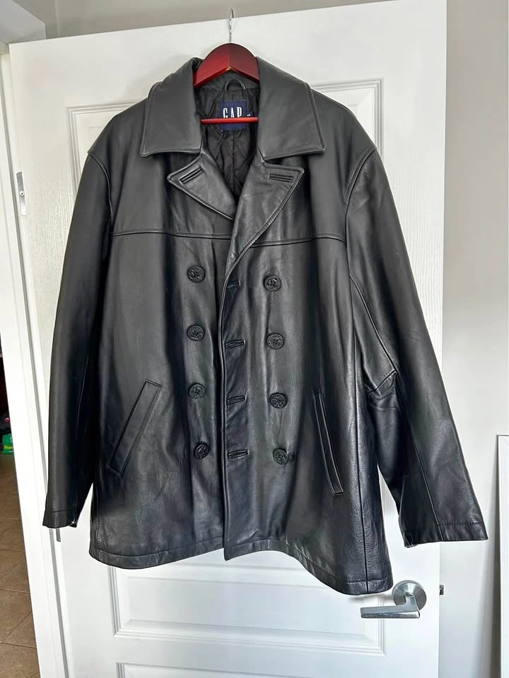 GAP Men’s Leather Jacket, L/G Like New
