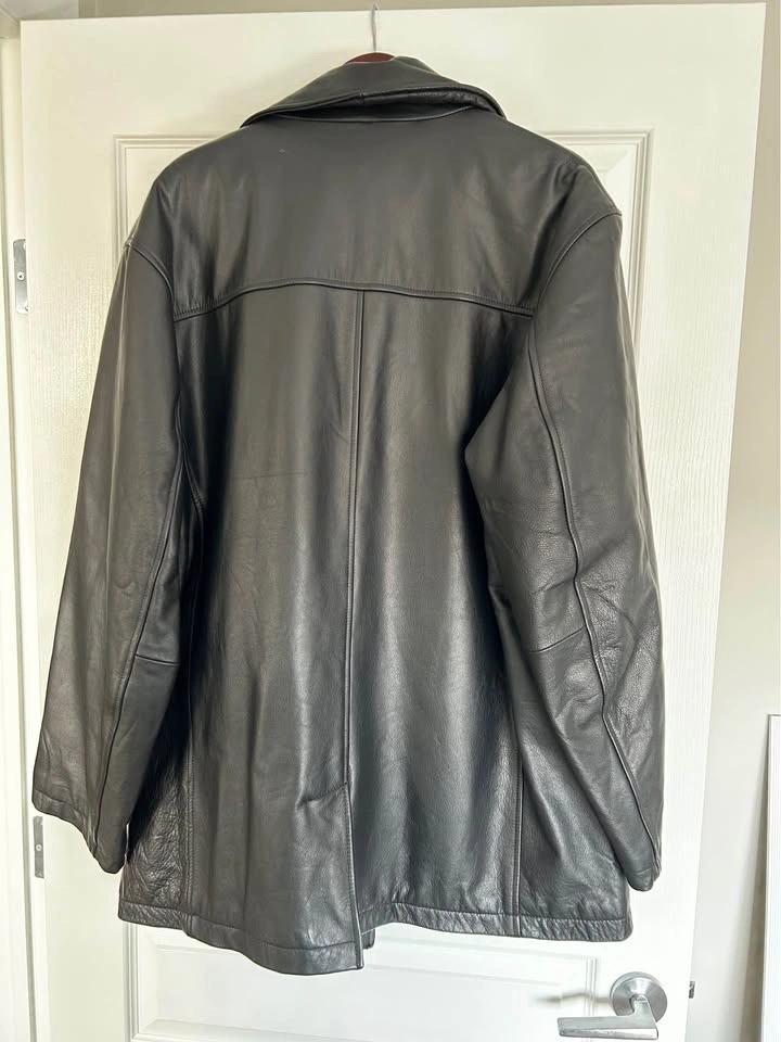 GAP Men’s Leather Jacket, L/G Like New - photo 2