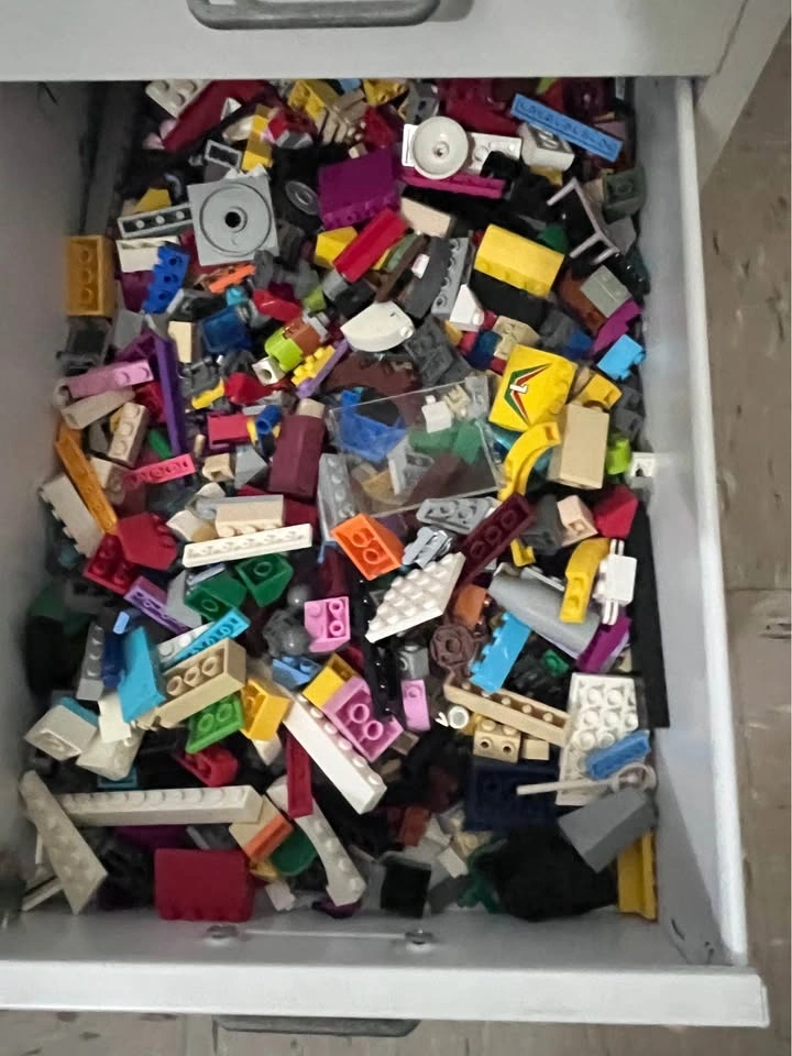 NEED OUT BY 09/05! Bulk LEGO Set - photo 5