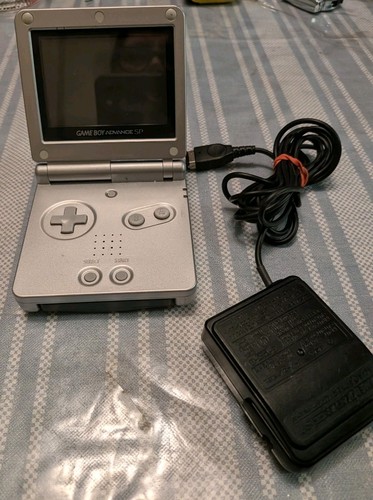 Nintendo Game Boy Advance SP Handheld System - Silver AGS-001