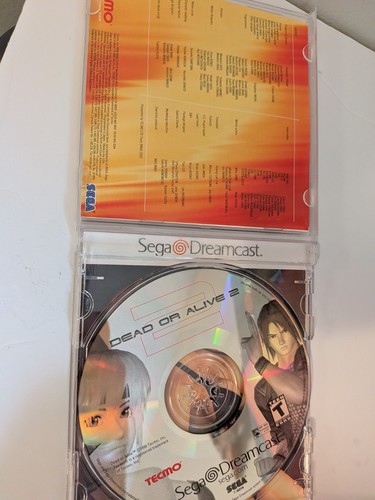 Sega Dreamcast Console w/ box! + Dead or Alive 2 - photo 3
