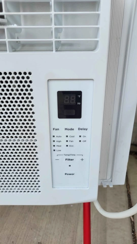 Vissani Working AC Unit - photo 2