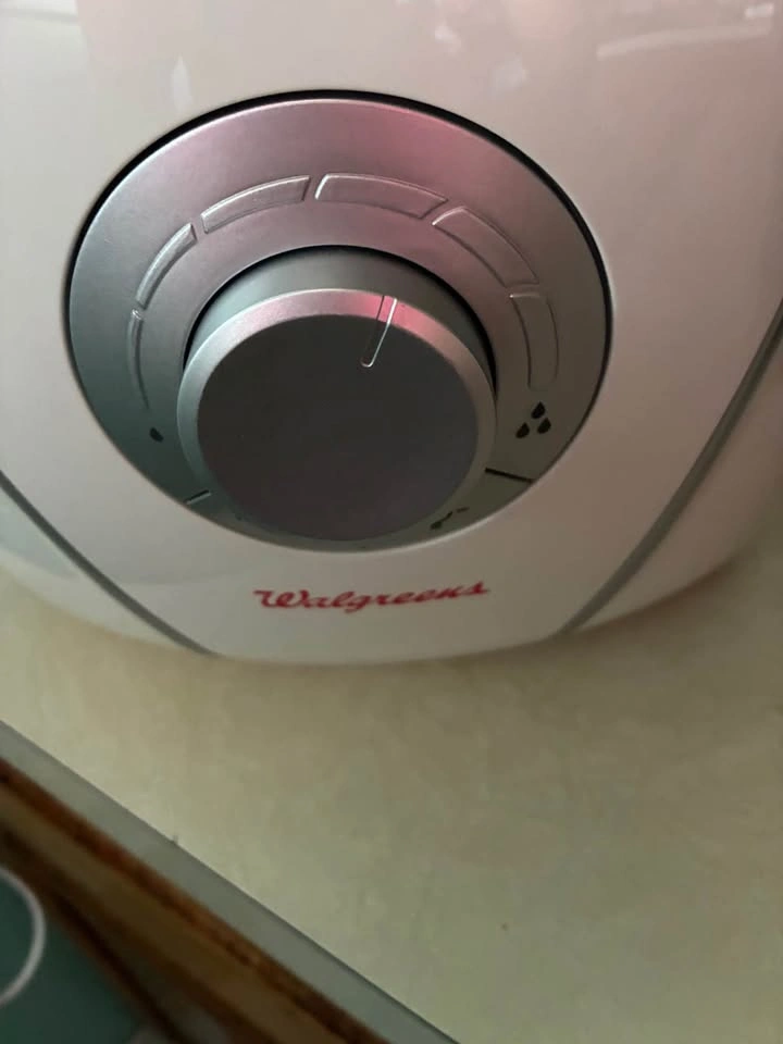 Warm and cool mist humidifier - photo 2