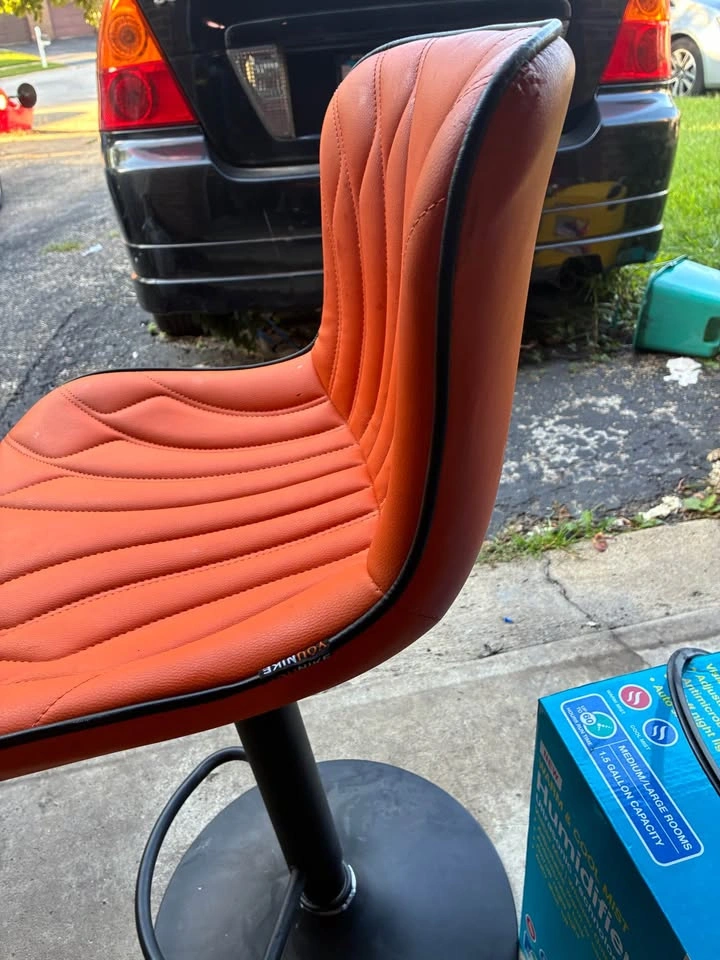 Younike Orange faux leather bar stool - photo 4