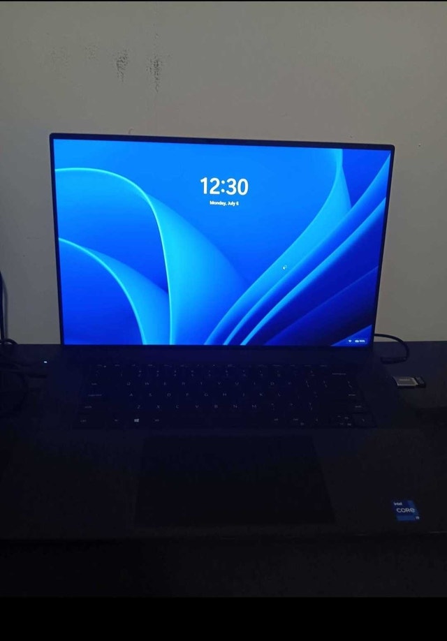 Dell XPS 17 9710 i9-11900H RTX 3060 Gaming/Work Laptop - photo 2