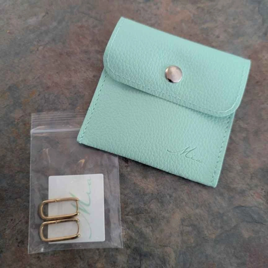 Suzie Medium Huggie Earrings - photo 4