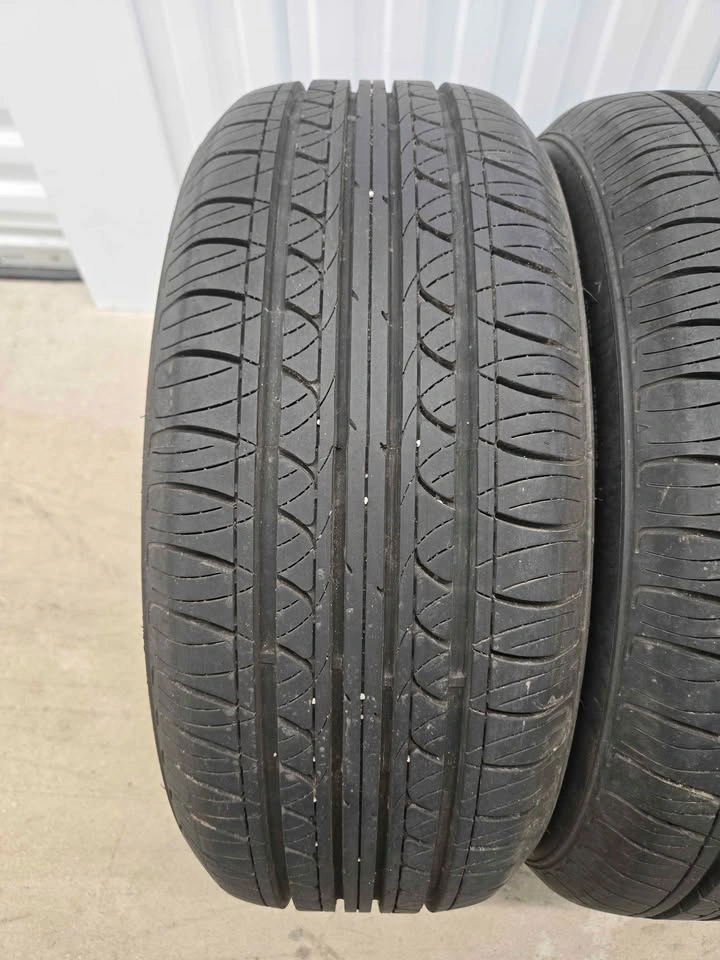 Tire Set 215/60R15 - photo 2
