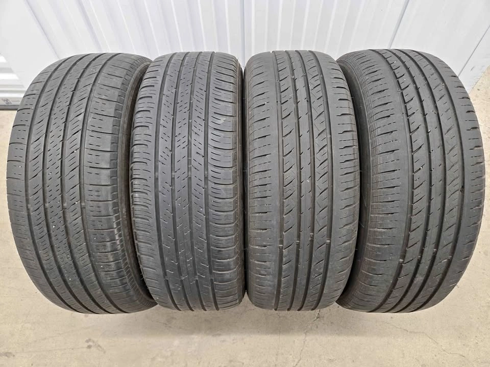 Four All Season Tires 205/60R16