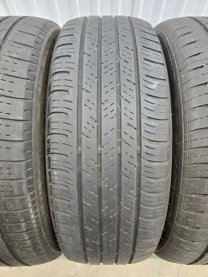 Four All Season Tires 205/60R16 - photo 3