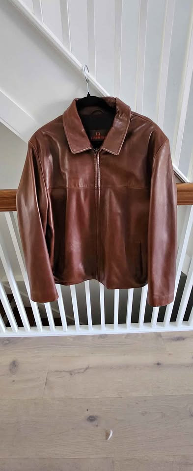 Vintage - Danier leather jacket