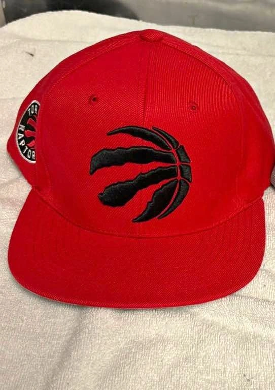 Toronto Raptors Mitchell & Ness Snapback Baseball Cap 🏀🦖
