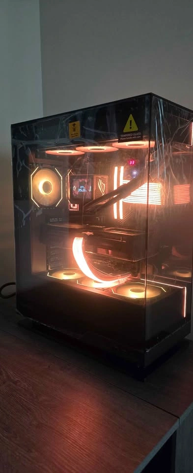 BRAND NEW HIGH-END GAMING PC — RX 9070 XT - photo 2