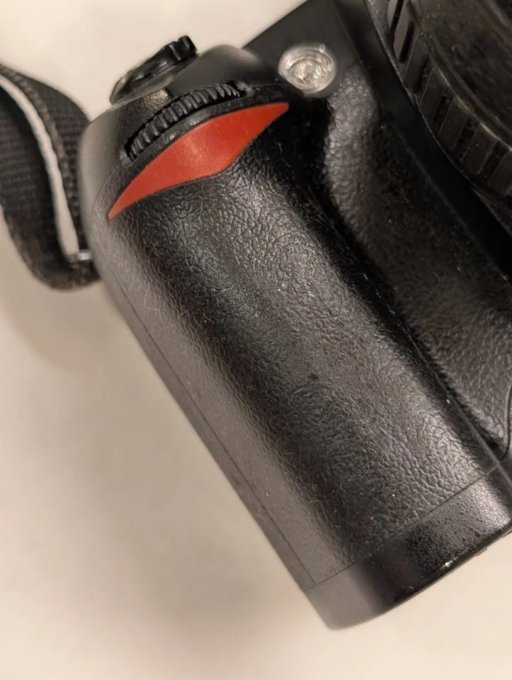Nikon D70 DSLR Camera Kit w/ Sigma 28-80mm AF Macro Lens - photo 3